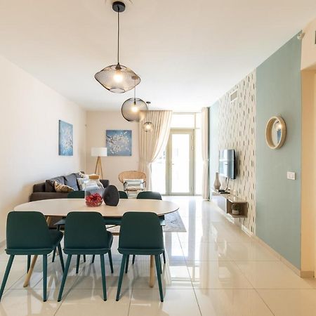 Luxury One-Bedroom Apartment/Parking In City Center القدس المظهر الخارجي الصورة