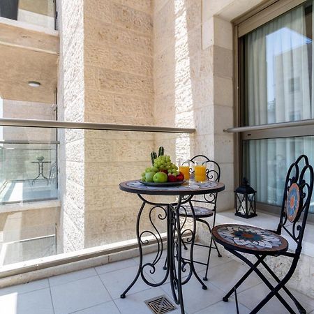 Luxury One-Bedroom Apartment/Parking In City Center القدس المظهر الخارجي الصورة