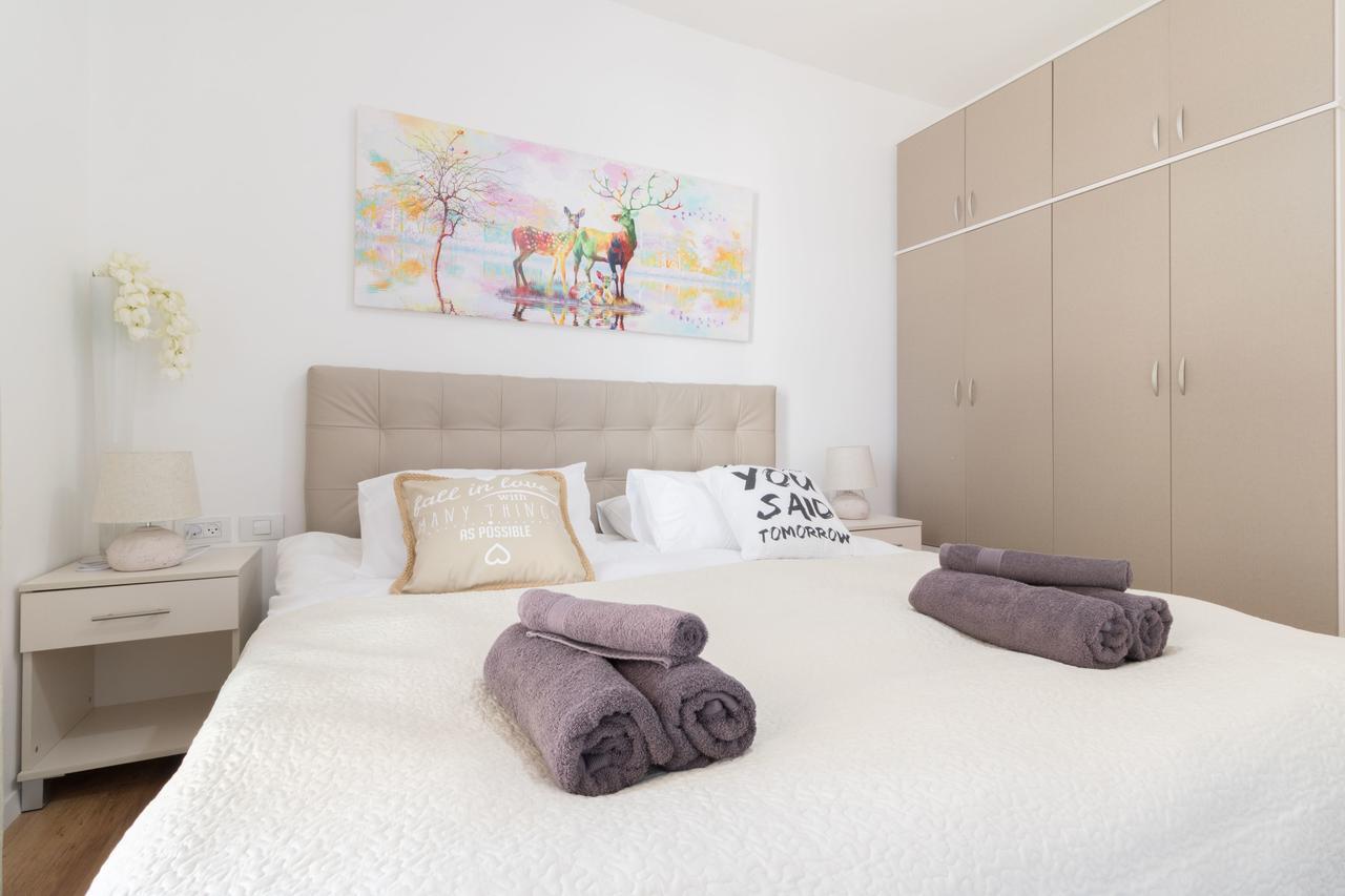 Luxury One-Bedroom Apartment/Parking In City Center القدس المظهر الخارجي الصورة