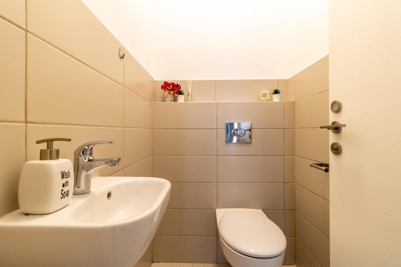 Luxury One-Bedroom Apartment/Parking In City Center القدس المظهر الخارجي الصورة